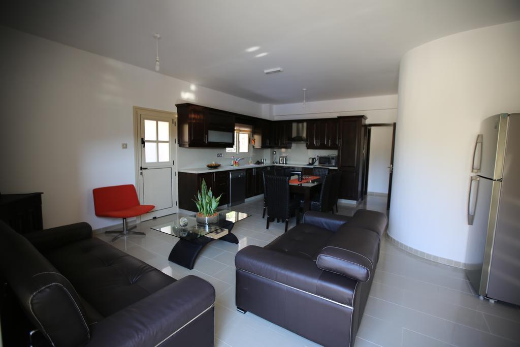 קאטו פירגוס Villa Melyia חדר תמונה